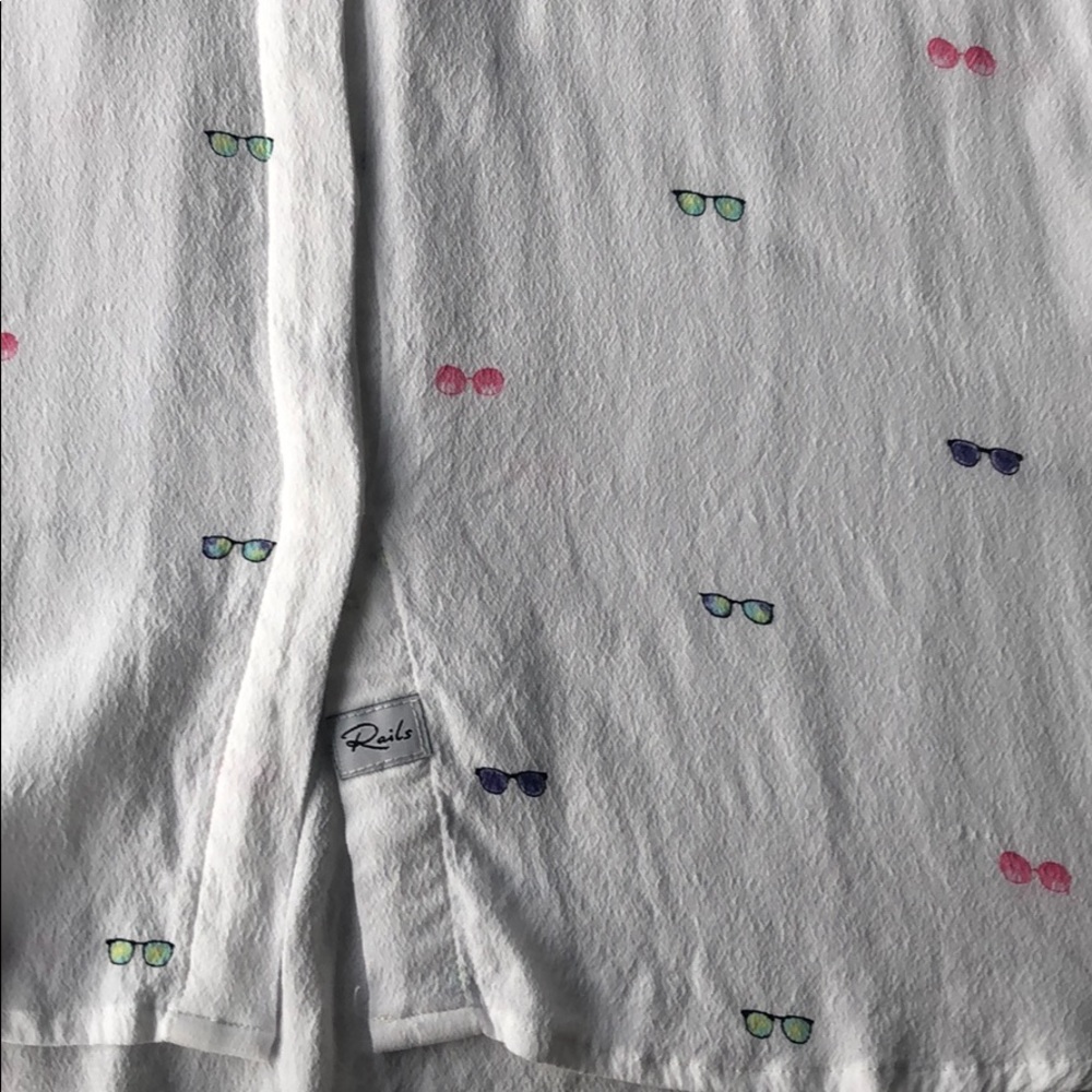 RAILS - Picture 3 of 4